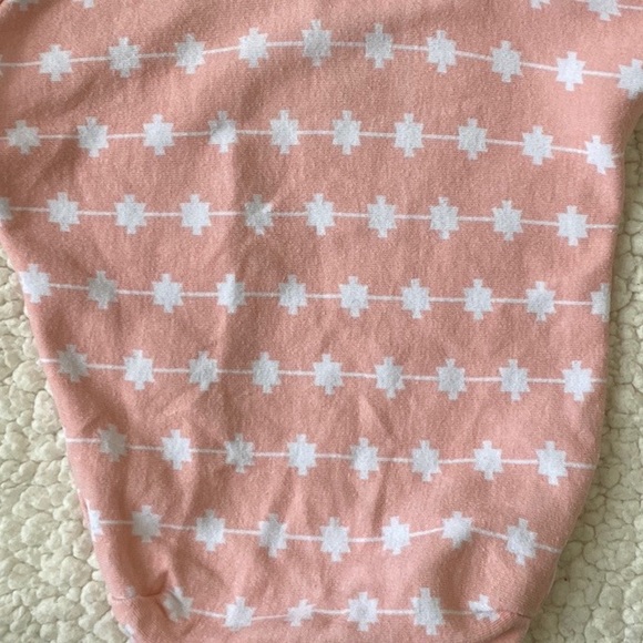 SwaddleMe Velcro Baby Swaddle (Pink/White) - Picture 5 of 16